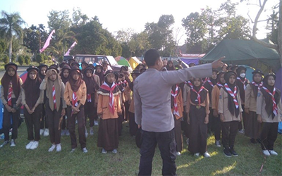 PENDIDIKAN KARAKTER MELALUI KEGIATAN PRAMUKA